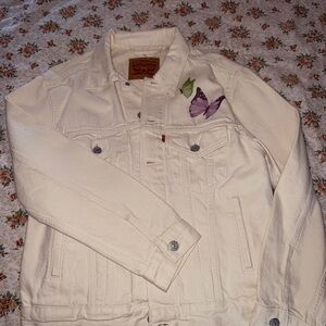 Levi's Cream Denim Shirt Jacket with Brown Leather Logo Patch